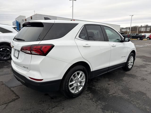Used 2023 Chevrolet Equinox LT w/ Driver Convenience Package image 4