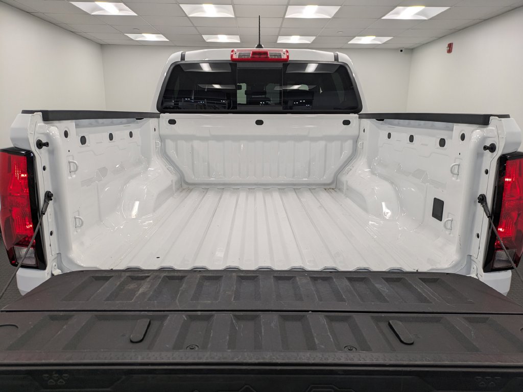 Certified 2024 Chevrolet Colorado Trail Boss w/ Advanced Trailering Package AWD/4WD image 25