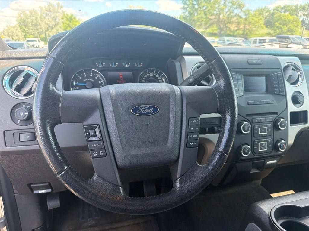 Used 2013 Ford F150 XLT w/ Luxury Equipment Group AWD/4WD image 9
