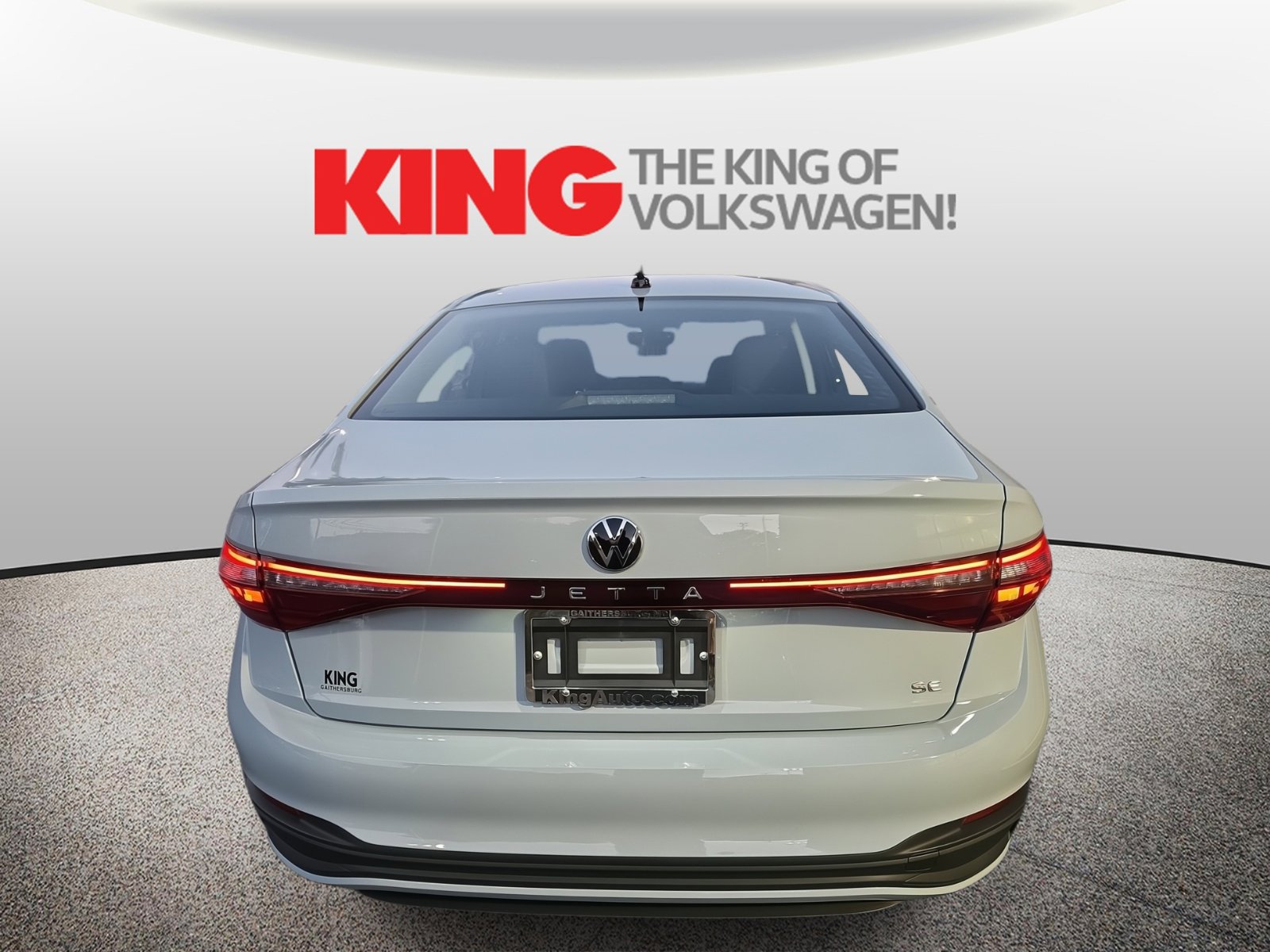 Certified 2025 Volkswagen Jetta SE w/ Sunroof Package image 6