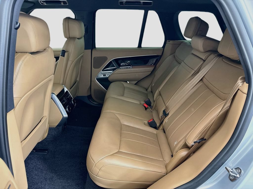 Used 2024 Land Rover Range Rover SE AWD/4WD image 20