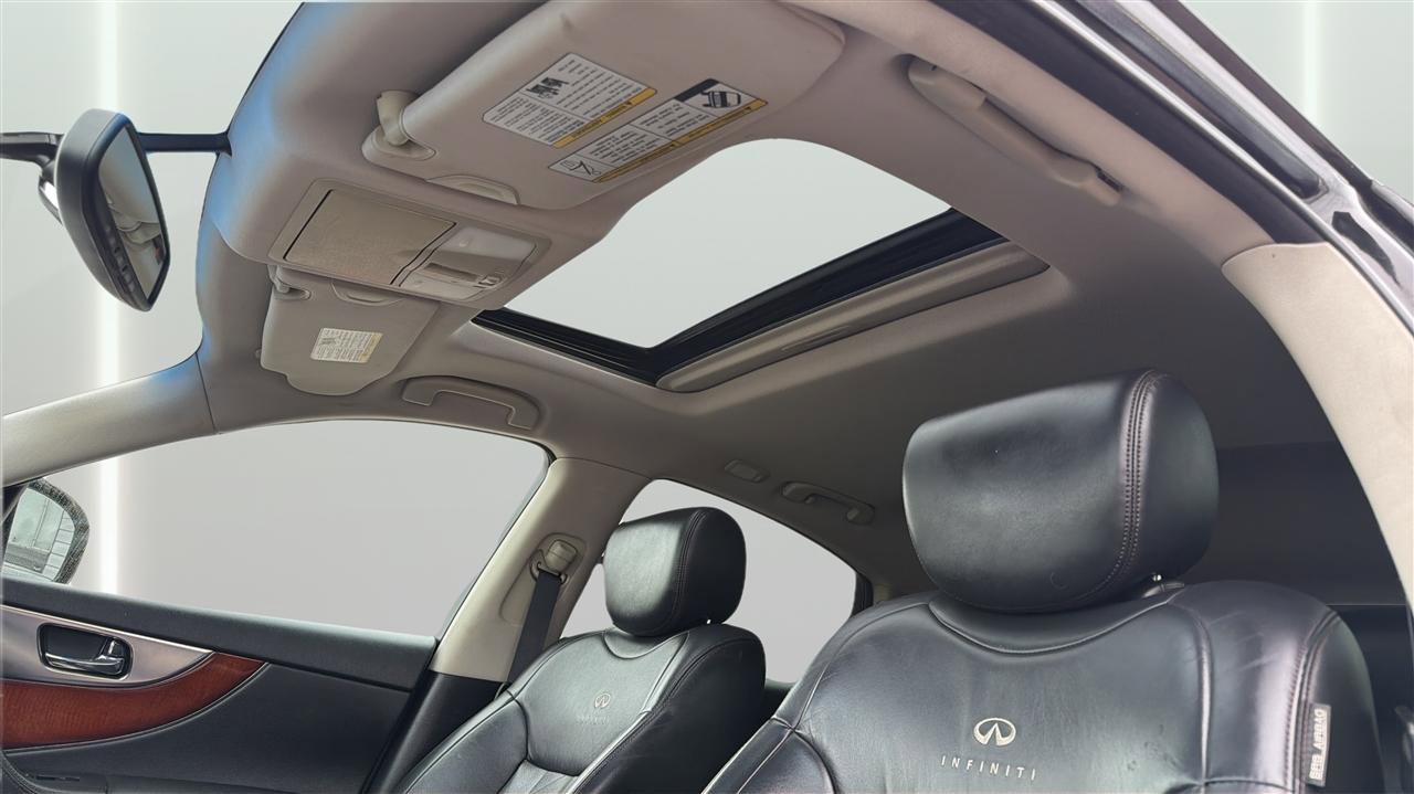 Used 2009 INFINITI FX35 2WD w/ Deluxe Touring Pkg image 18