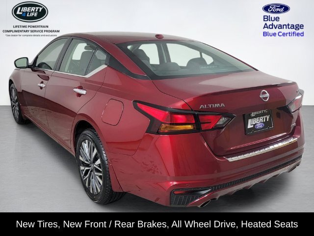 Used 2023 Nissan Altima 2.5 SV w/ SV Premium Package AWD/4WD image 5