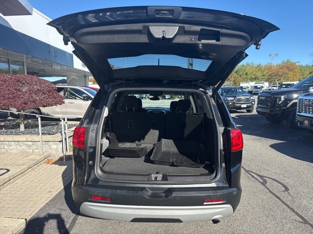 Used 2018 GMC Acadia SLE w/ LPO, Floor Liner Package image 26