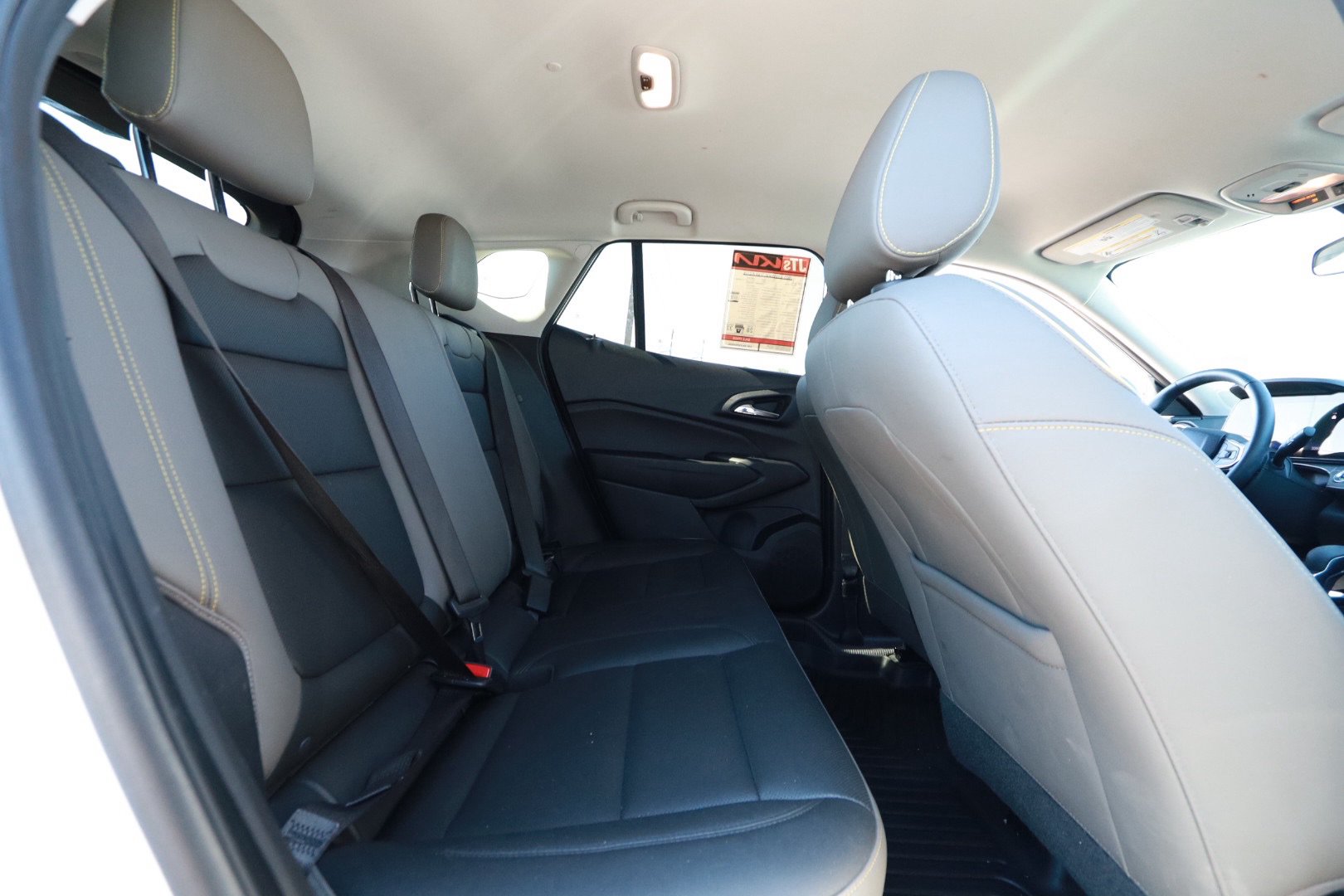 Used 2025 Chevrolet Trax ACTIV w/ Driver Confidence Package FWD image 25