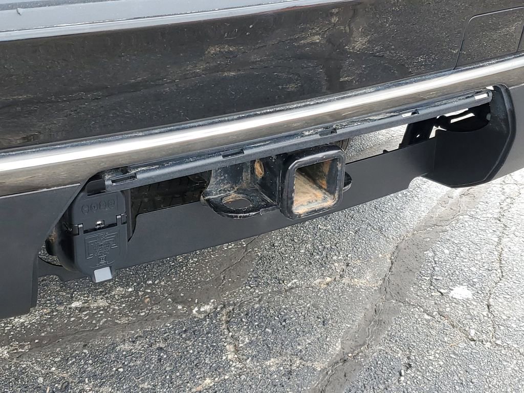 Used 2021 Chevrolet Tahoe RST w/ Luxury Package image 37