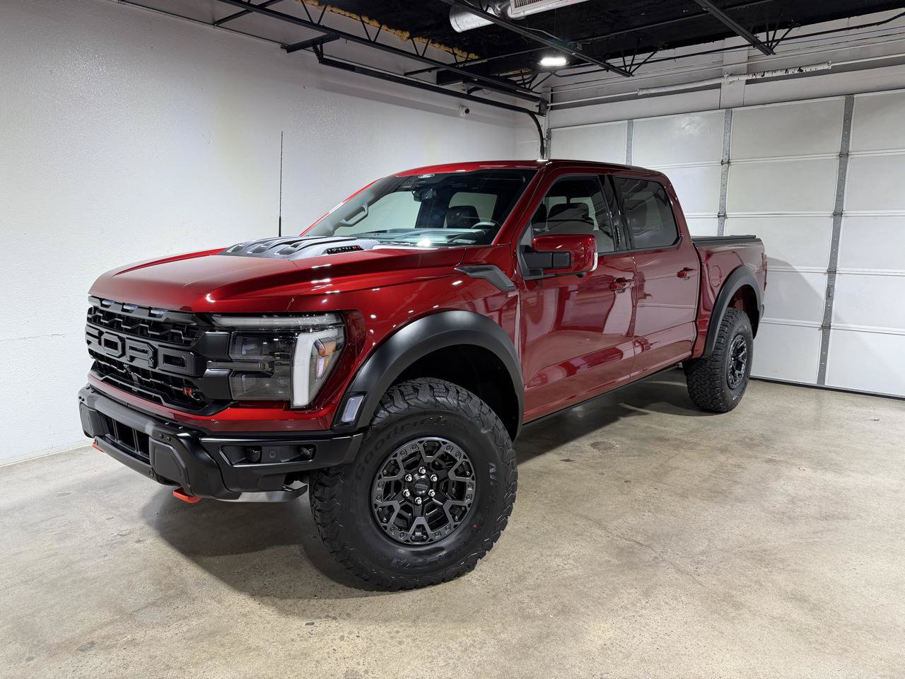 Used 2026 Ford F150 Raptor w/ Equipment Group 803A Raptor R AWD/4WD image 1