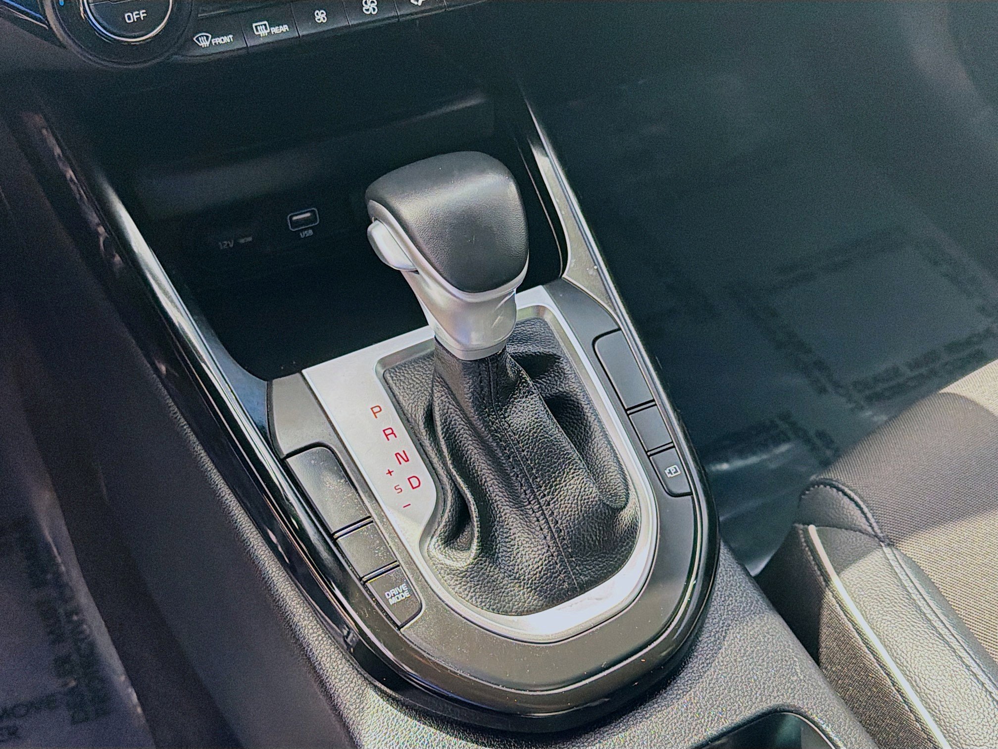 Used 2024 Kia Forte GT-Line image 16