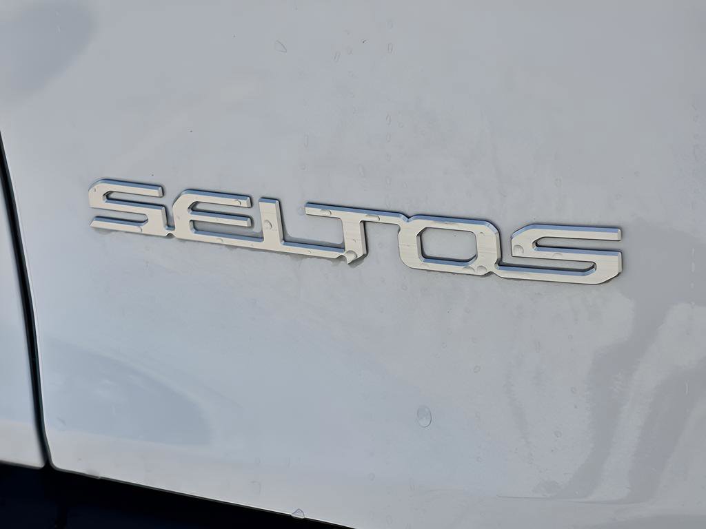 Used 2026 Kia Seltos S image 12