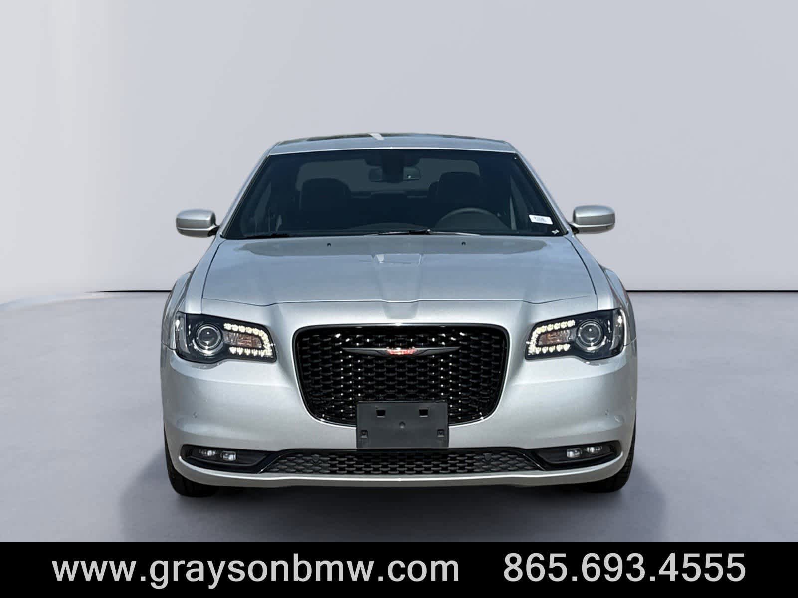 Used 2023 Chrysler 300 S w/ Comfort Group image 8