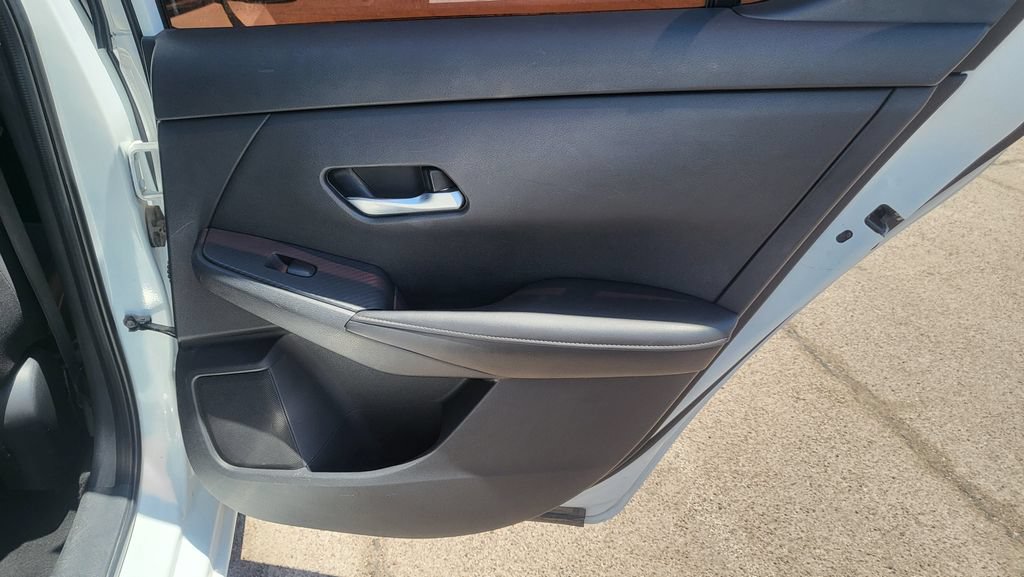 Used 2020 Nissan Sentra SV w/ Electronics Package FWD image 20
