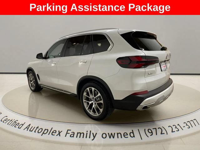 Used 2026 BMW X5 xDrive40i AWD/4WD image 3