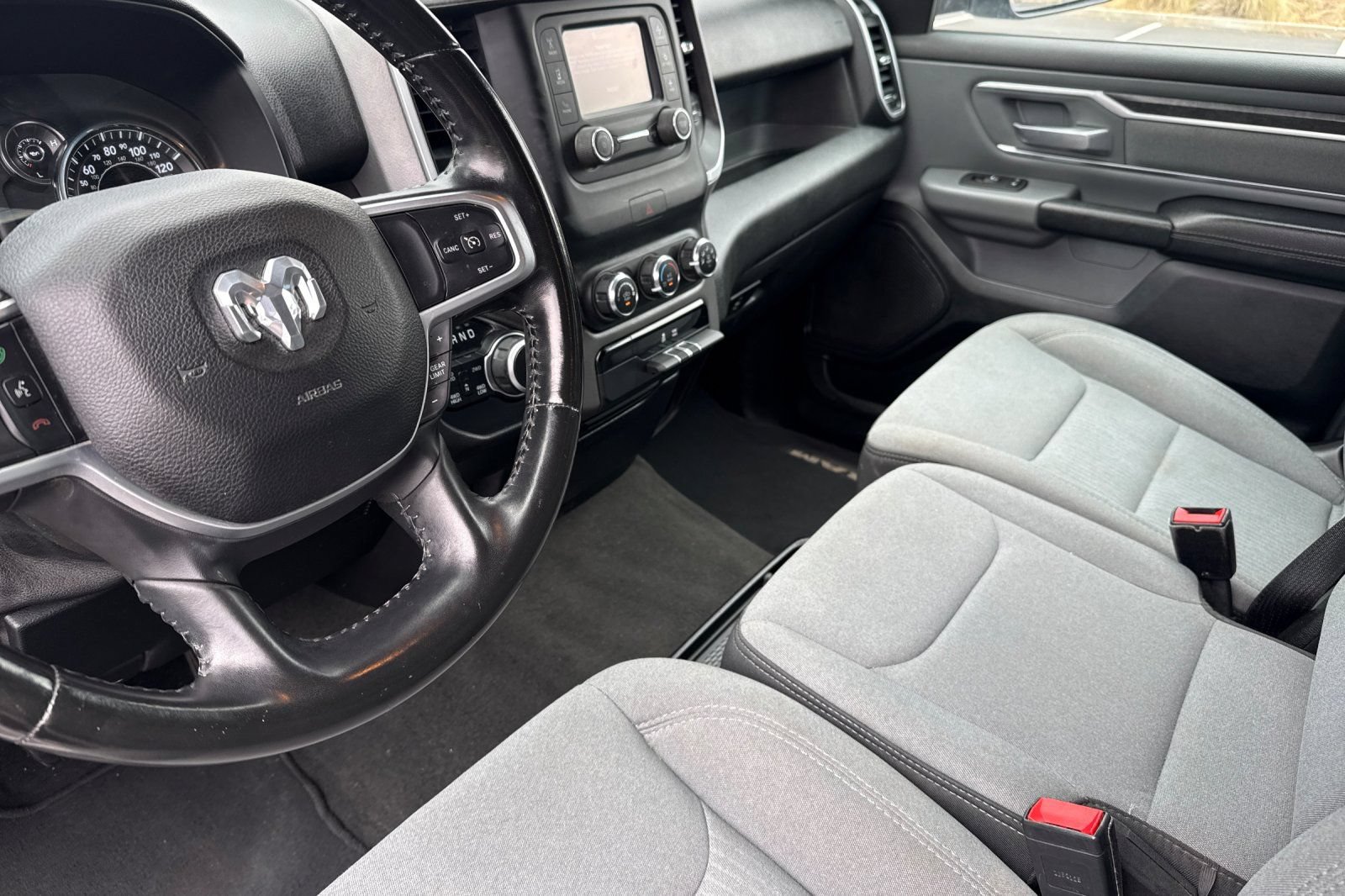 Used 2021 RAM 1500 Big Horn AWD/4WD image 5