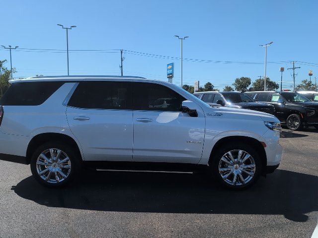 Used 2022 Chevrolet Tahoe High Country AWD/4WD image 13