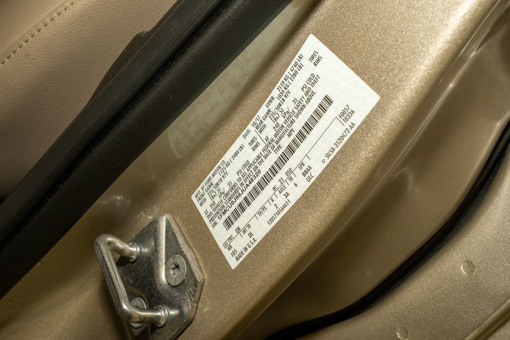 Used 2018 Ford Escape Titanium FWD image 22