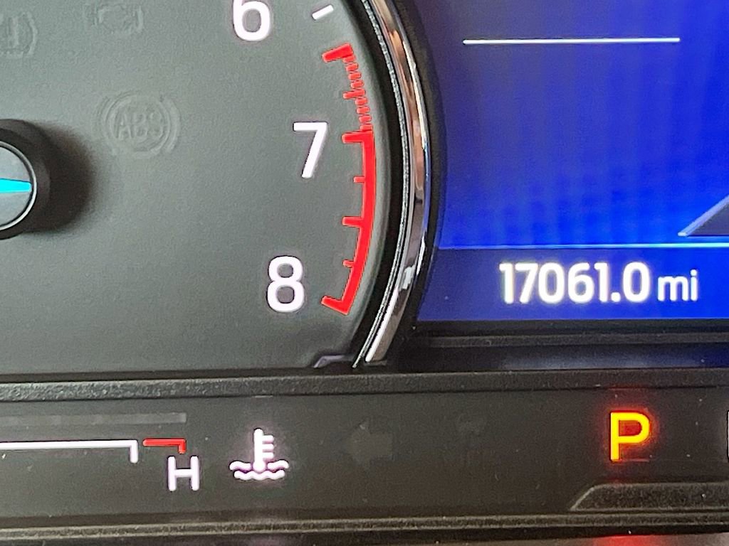 Used 2022 Ford Explorer XLT w/ Class IV Trailer Tow Package image 12