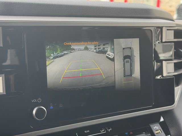 Certified 2025 Toyota Sequoia SR5 w/ TRD Off-Road Package image 22