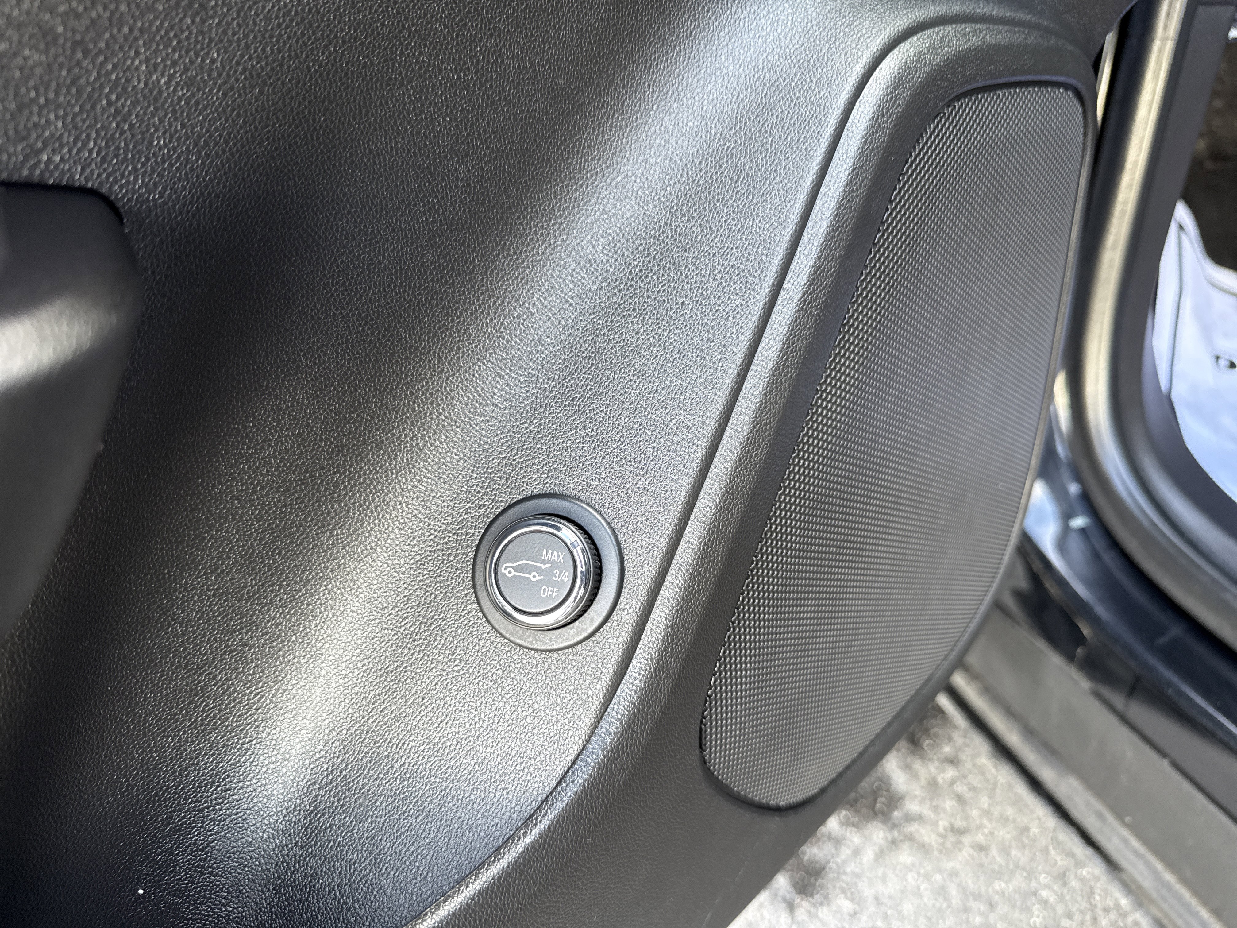 Used 2021 Chevrolet Blazer LT w/ Redline Edition image 12