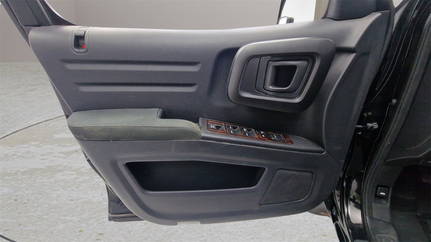 Used 2013 Honda Ridgeline Sport image 12