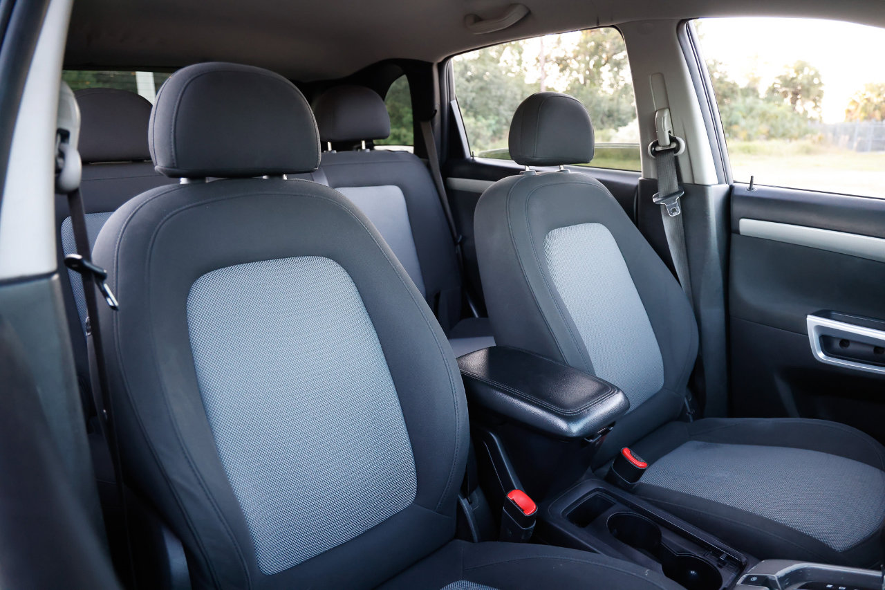 Used 2012 Chevrolet Captiva Sport LT image 16