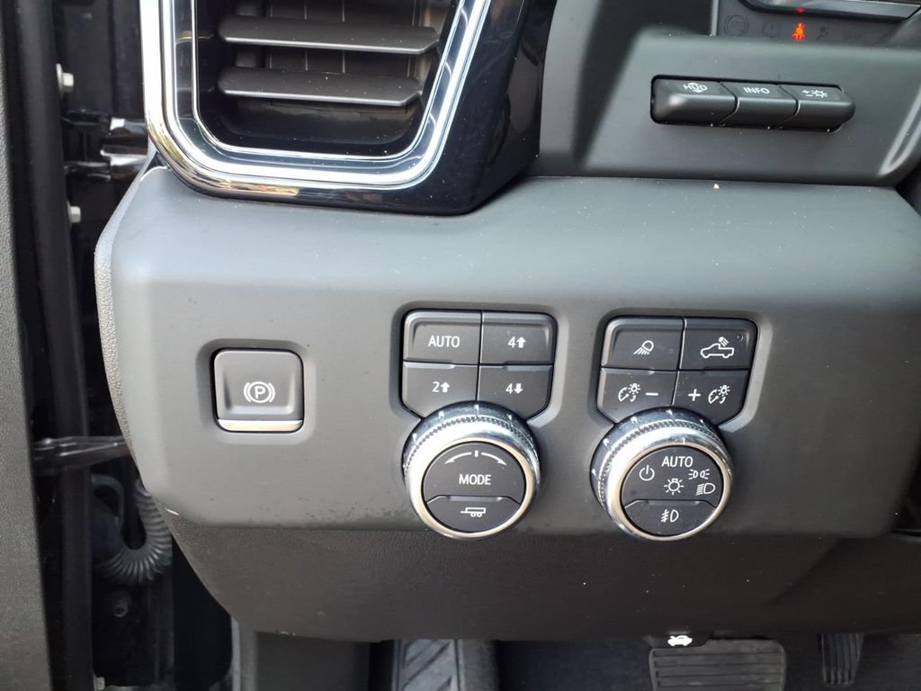 Certified 2024 GMC Sierra 1500 Denali AWD/4WD image 22