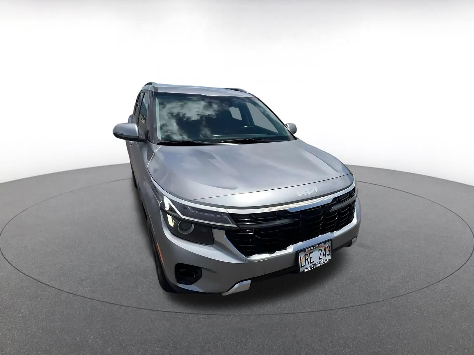 Used 2025 Kia Seltos S FWD image 3