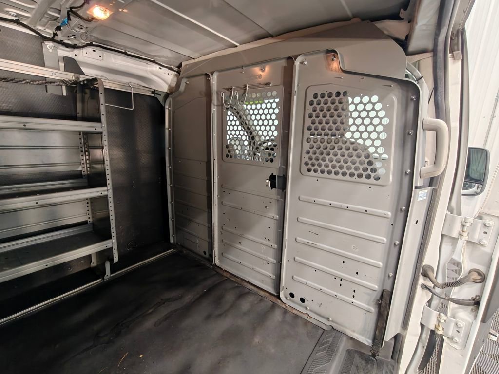 Used 2015 Ford Transit 350 148 Low Roof RWD image 22