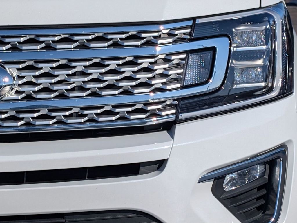 Used 2021 Ford Expedition Platinum AWD/4WD image 9