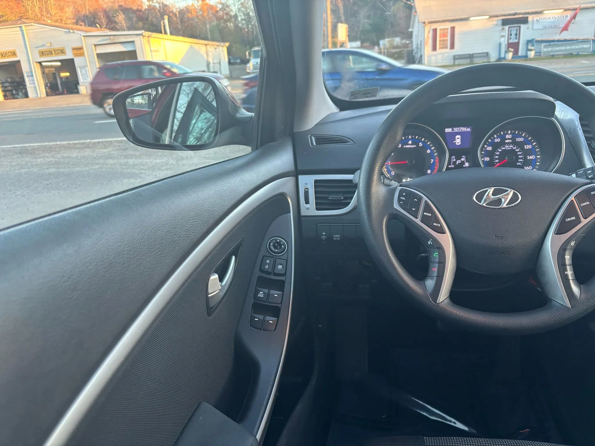 Used 2016 Hyundai Elantra GT image 29