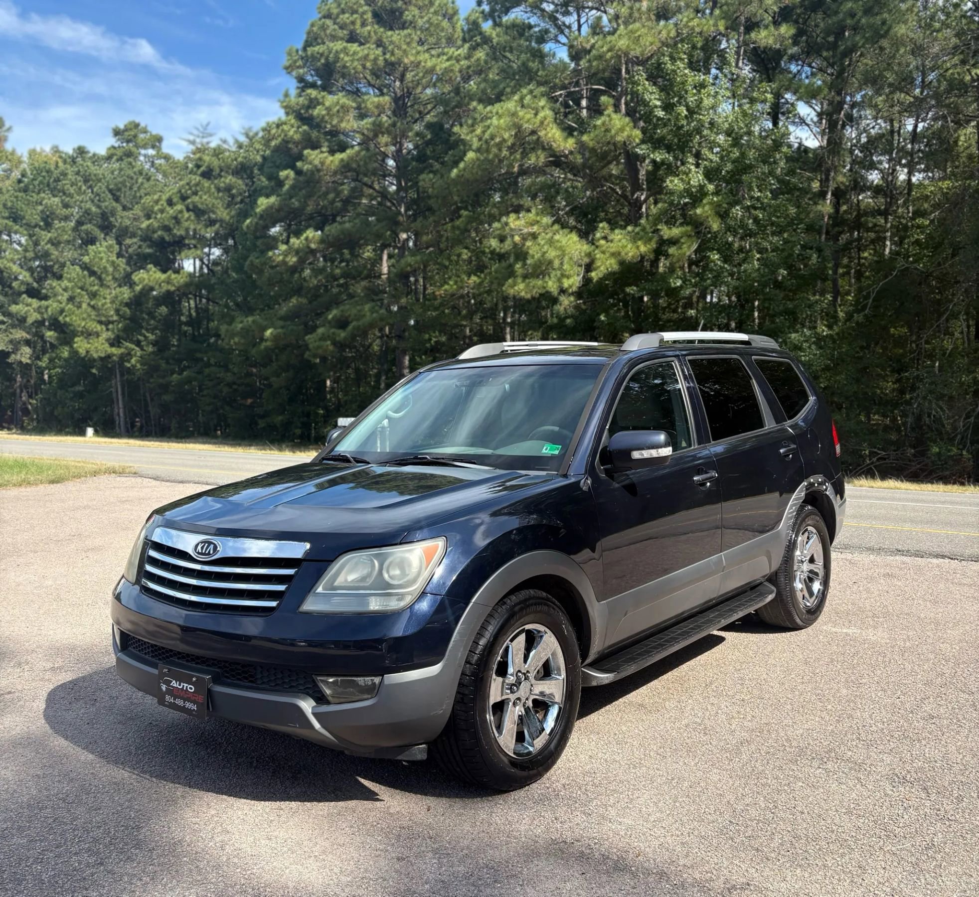 Used 2009 Kia Borrego EX w/ Premium Pkg image 2