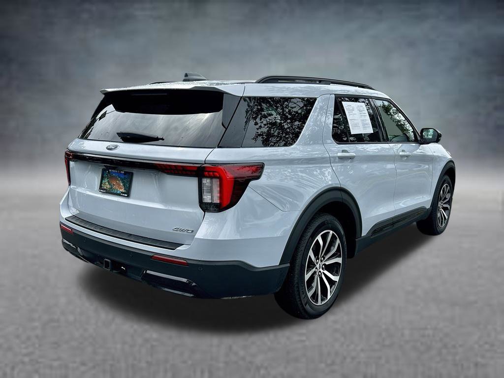 Used 2026 Ford Explorer ST-Line AWD/4WD image 5