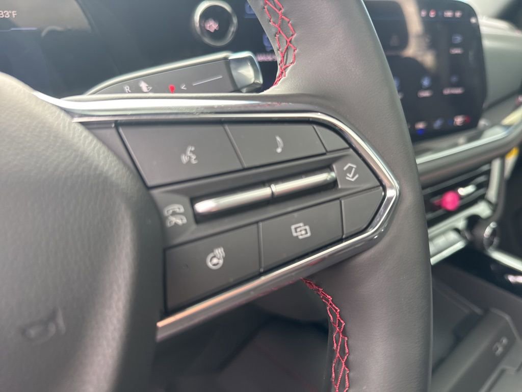 Used 2025 Chevrolet Suburban RST w/ Comfort Package image 19