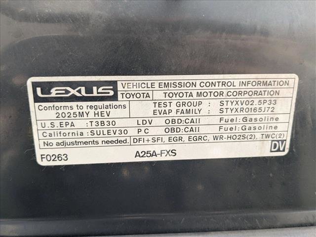 Used 2025 Lexus ES 300h w/ Premium Package FWD image 23