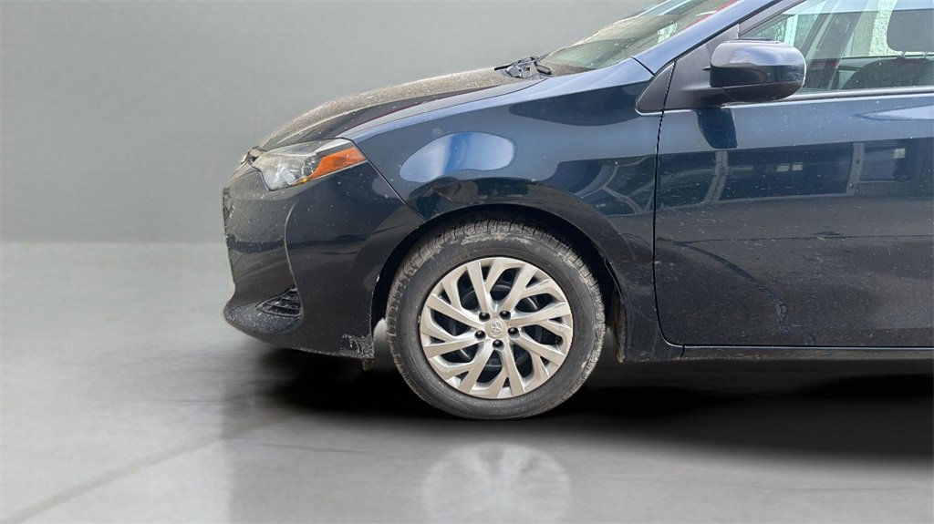 Used 2019 Toyota Corolla LE image 9