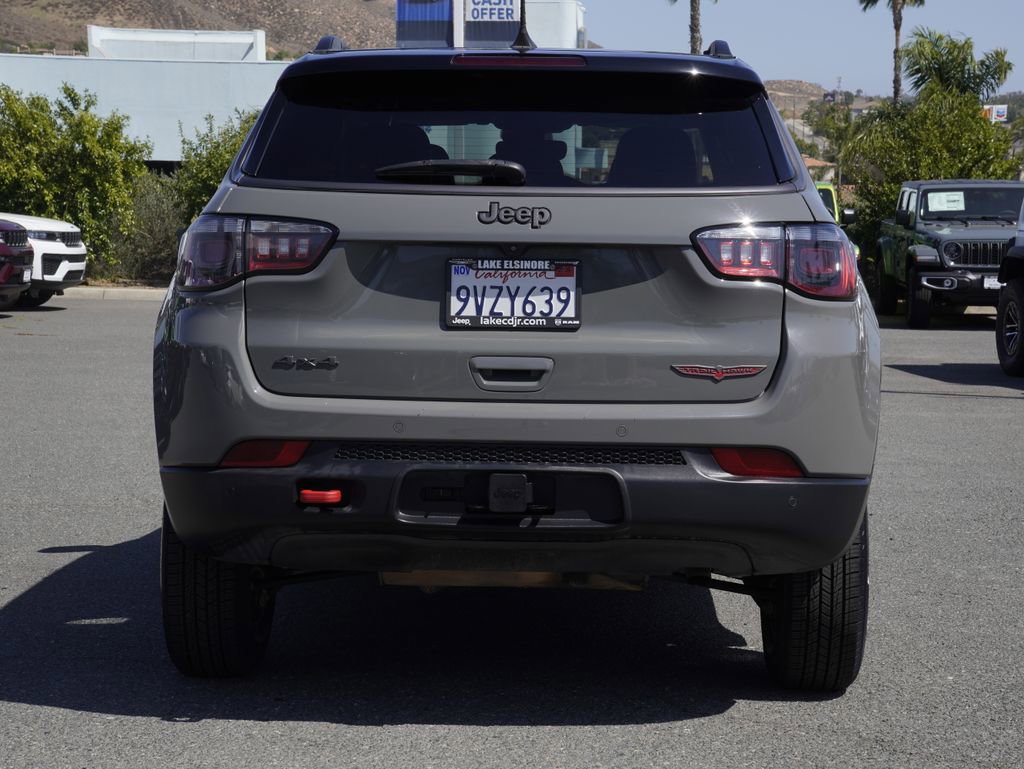 Certified 2022 Jeep Compass Trailhawk w/ Trailhawk Convenience Group AWD/4WD image 5