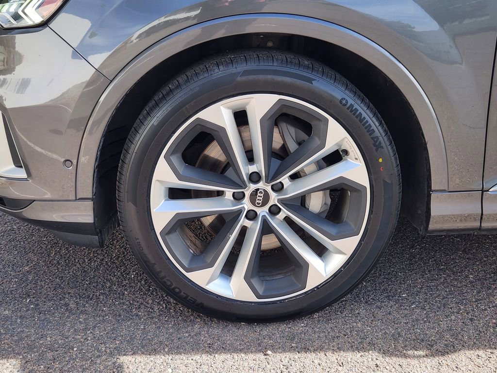 Used 2021 Audi Q7 3.0T Prestige w/ Prestige Package image 17
