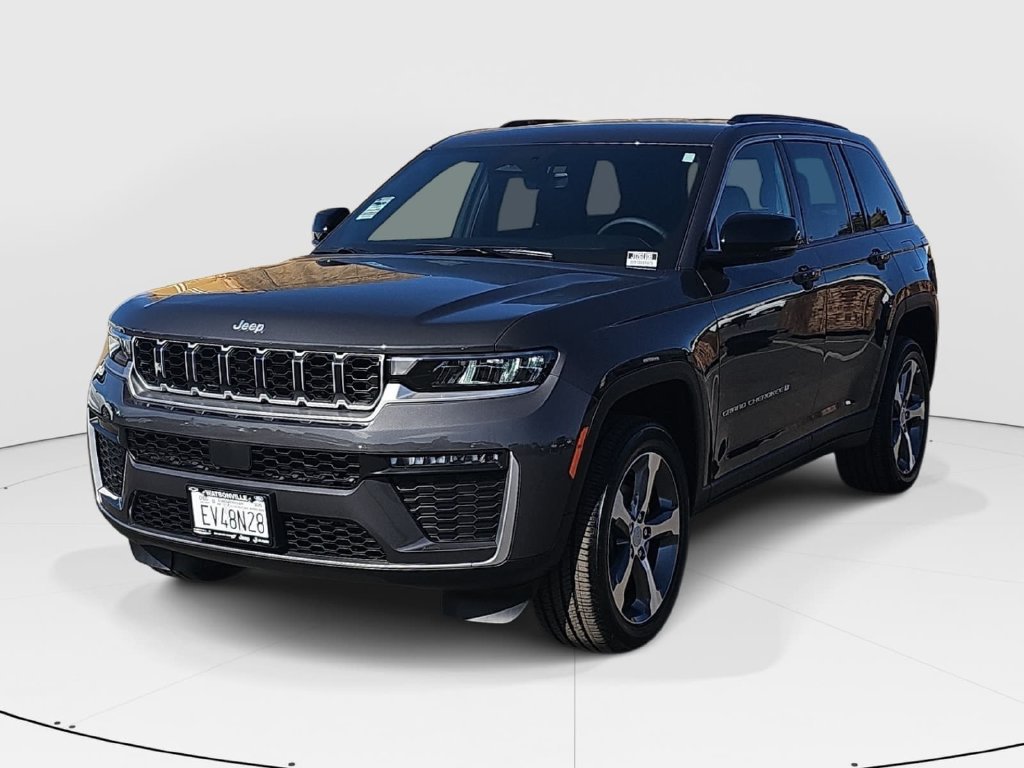 Used 2026 Jeep Grand Cherokee Limited AWD/4WD image 7