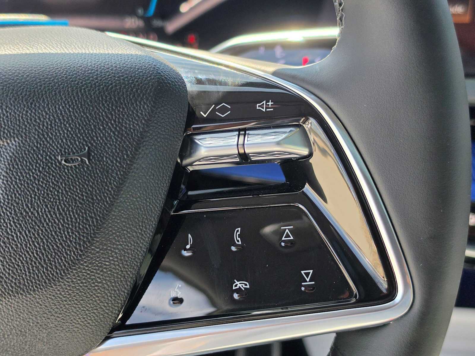 New 2027 Cadillac Optiq Premium Sport AWD/4WD image 28