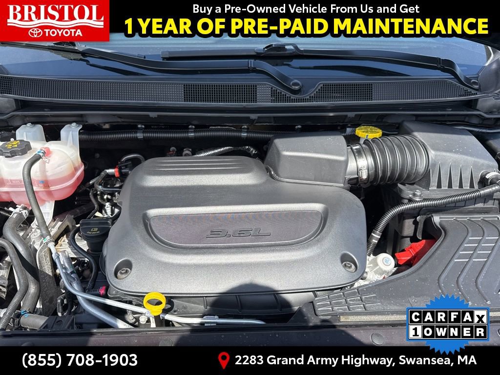 Used 2025 Chrysler Pacifica Select image 37