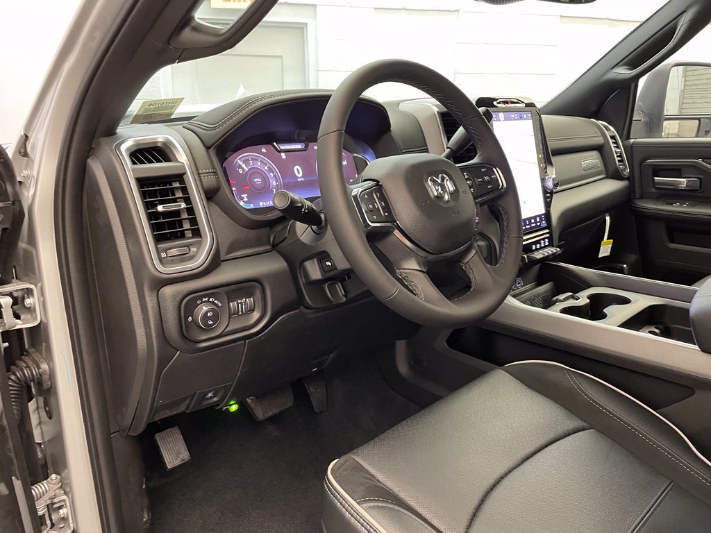 New 2026 RAM 2500 Laramie w/ Night Edition AWD/4WD image 17