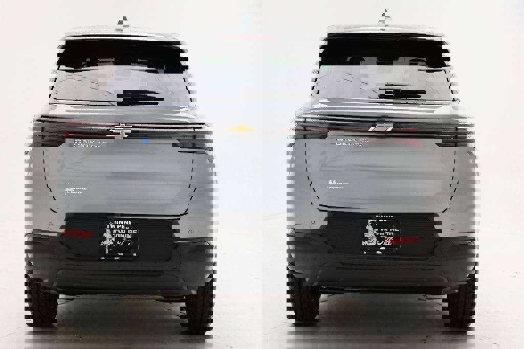 Used 2026 Chevrolet Equinox EV LT w/ Comfort Package image 8