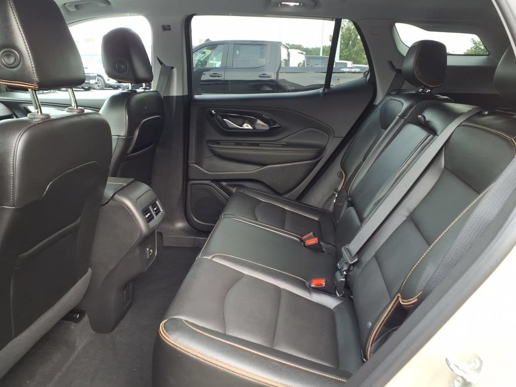 Certified 2023 GMC Terrain AT4 w/ Infotainment Package II AWD/4WD image 14