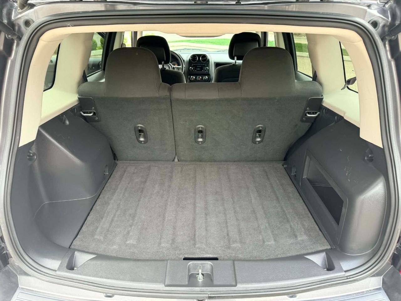 Used 2016 Jeep Patriot Sport image 19