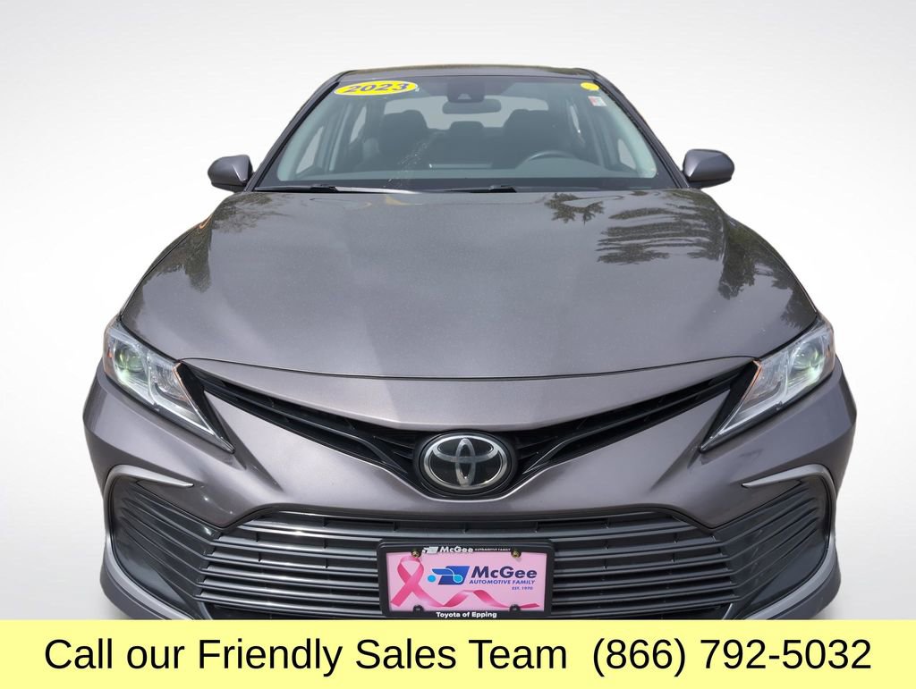 Used 2023 Toyota Camry LE AWD/4WD image 9