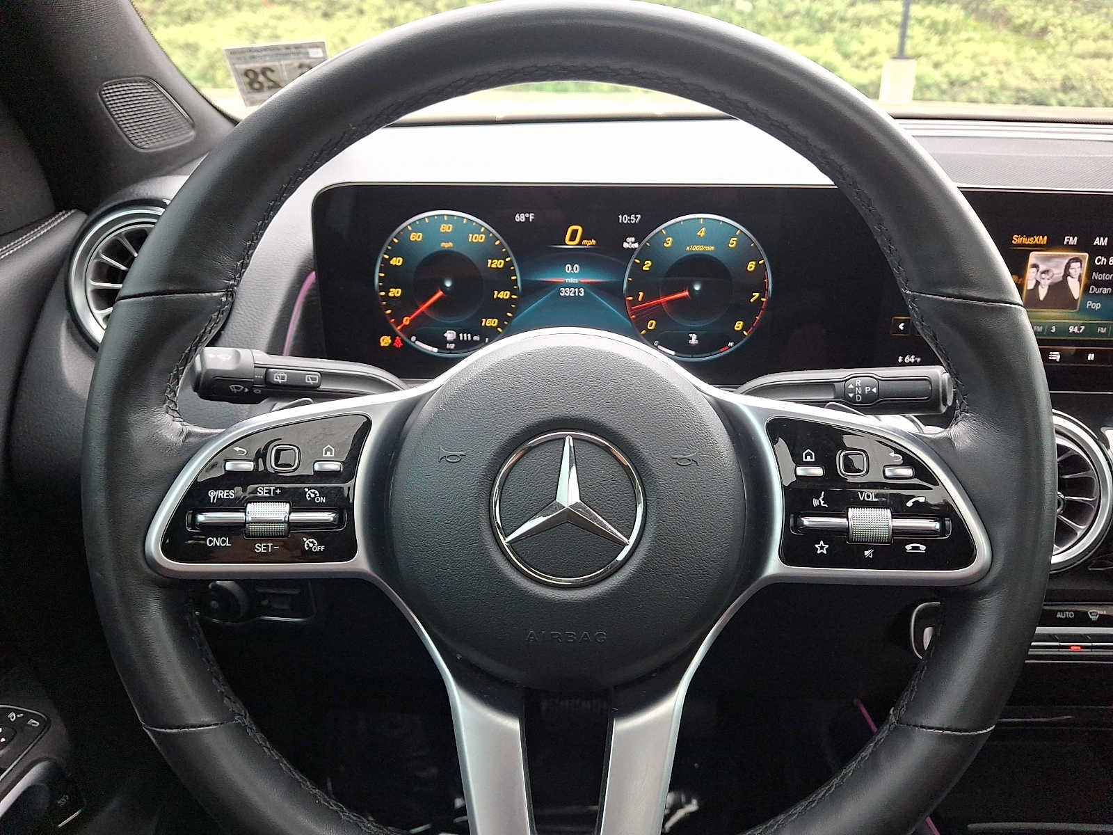 Used 2023 Mercedes-Benz GLB 250 4MATIC image 19