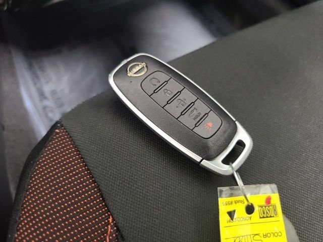 Used 2024 Nissan Versa SR FWD image 34