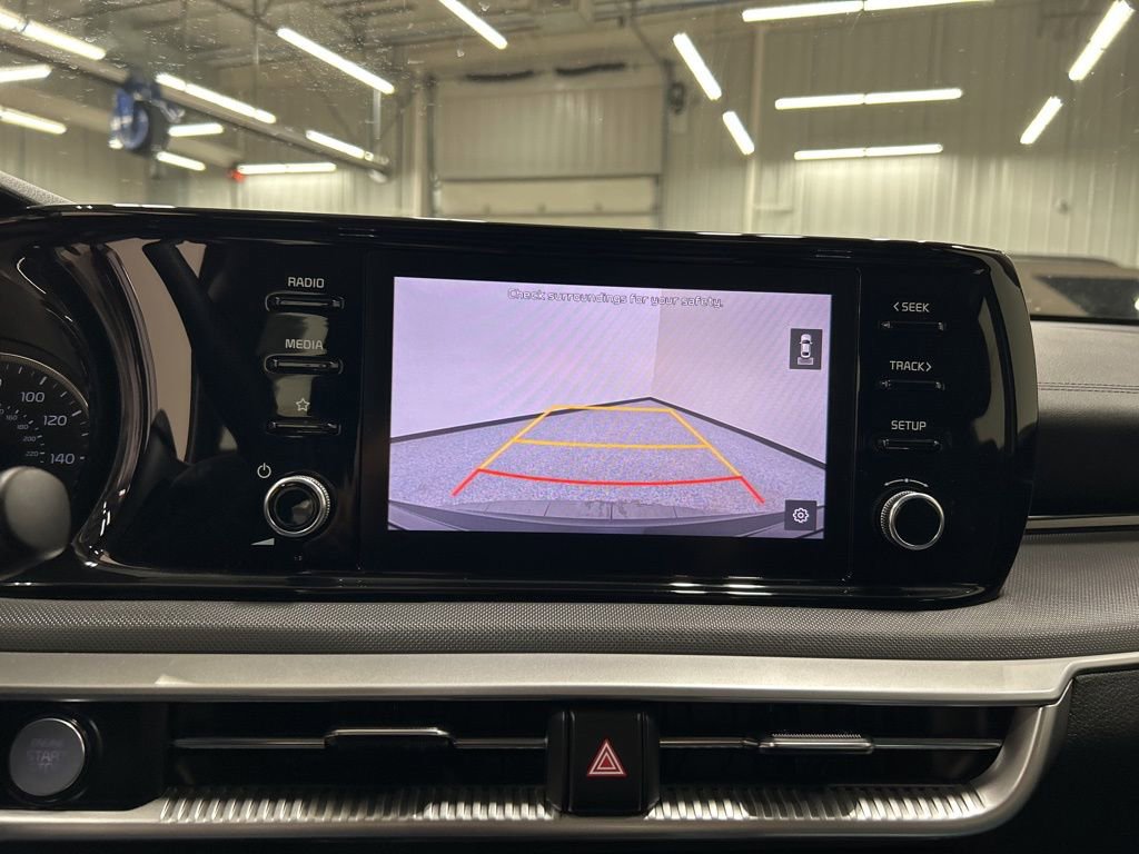 Used 2022 Kia K5 LXS image 21