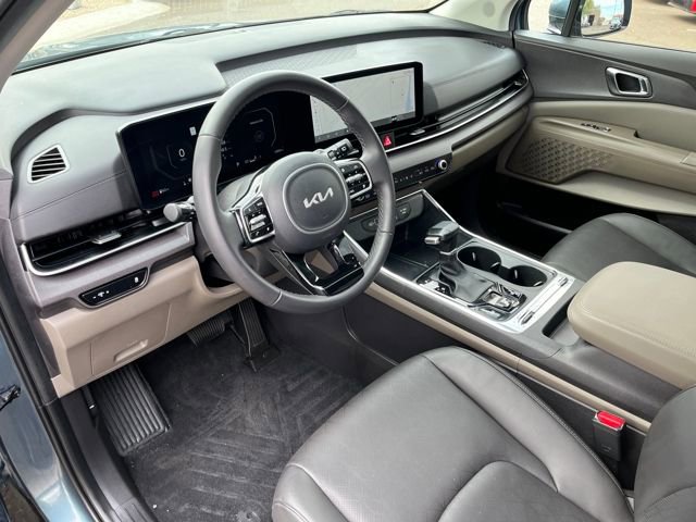Used 2026 Kia Carnival SX image 4