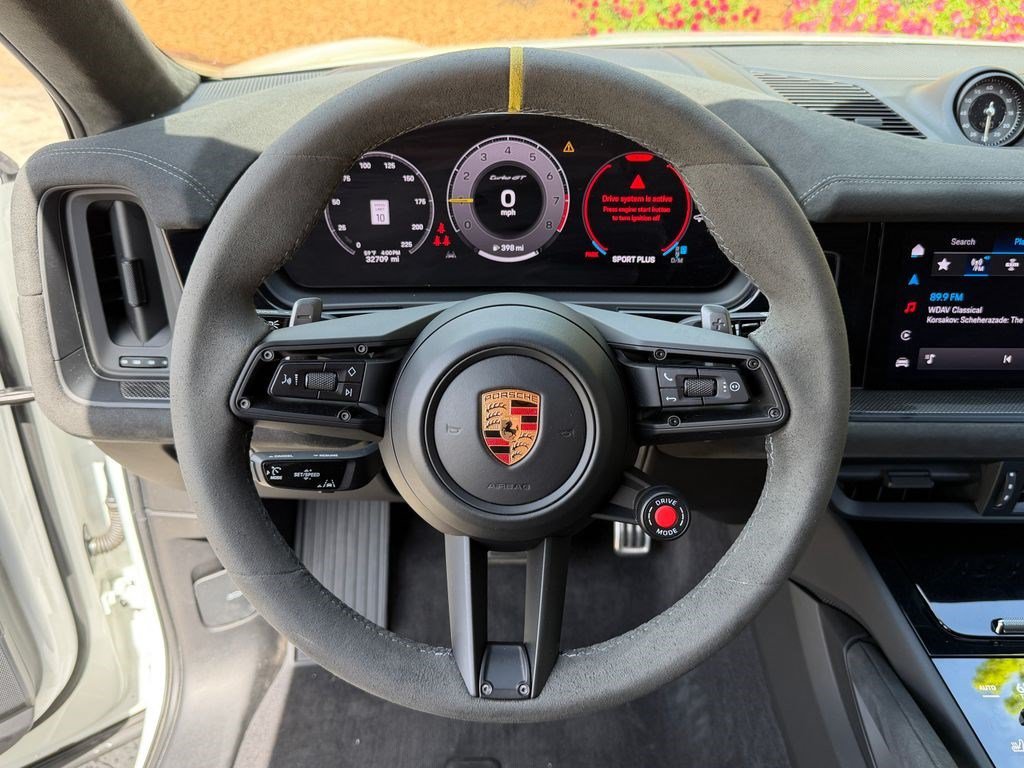Used 2024 Porsche Cayenne Turbo GT AWD/4WD image 18