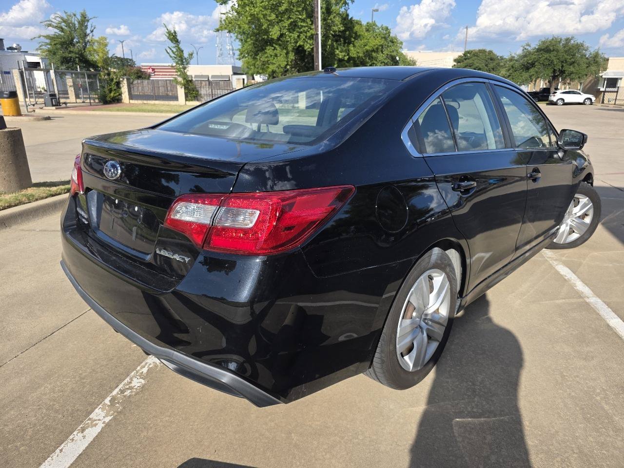 Used 2019 Subaru Legacy 2.5i AWD/4WD image 2